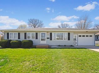 1402 W 6th St, Cedar Falls, IA 50613