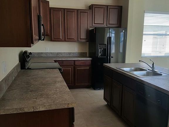 4th image of 4943 Reflecting Pond Cir