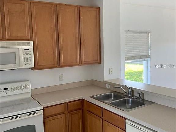 5th image of 10982 Savannah Wood Dr #156