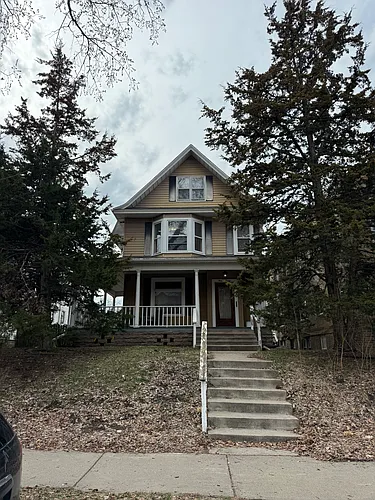 3020 James Ave S #3 Photo 1