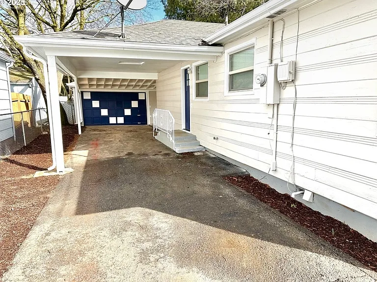 8415 SE Hinkley Ave — Photo 17