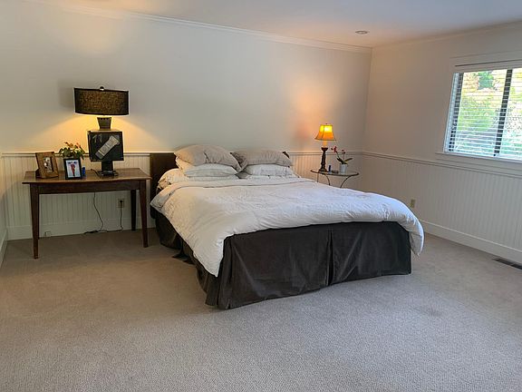 XL primary bedroom
