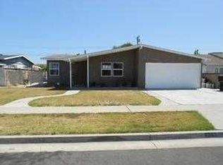 8252 Peters Ave, Midway City, CA 92655