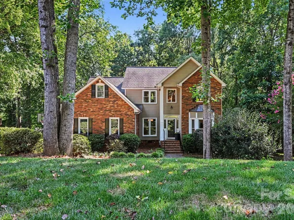 3532 Green Ash Ln, Matthews, NC 28104