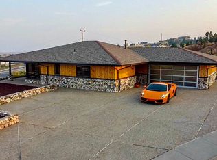 1001 Woodridge Dr, Rapid City, SD 57701