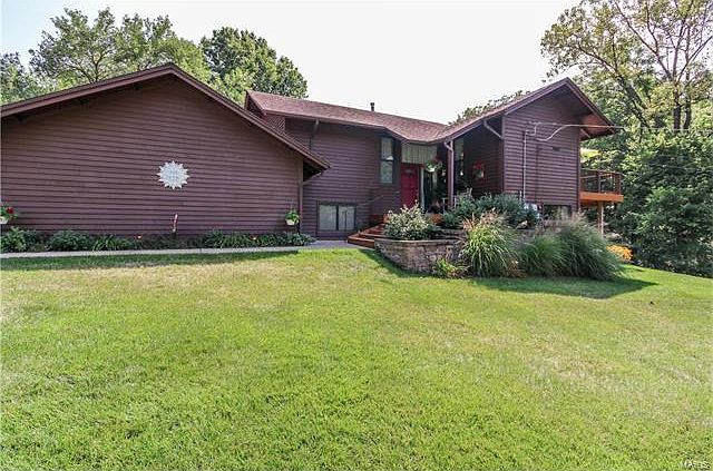 1st image of 6925 Lake Valley Dr