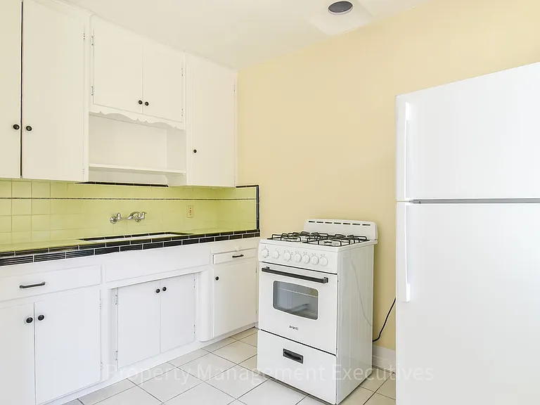 7541 High St — Photo 5