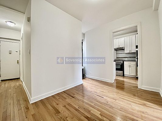 2nd image of 1270 1st Ave #60