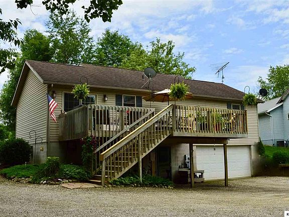 5th image of 623 Crabapple Dr