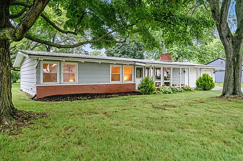 270 W Baker St Photo 1