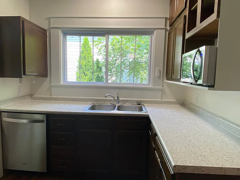 703 S Park Ave — Photo 14