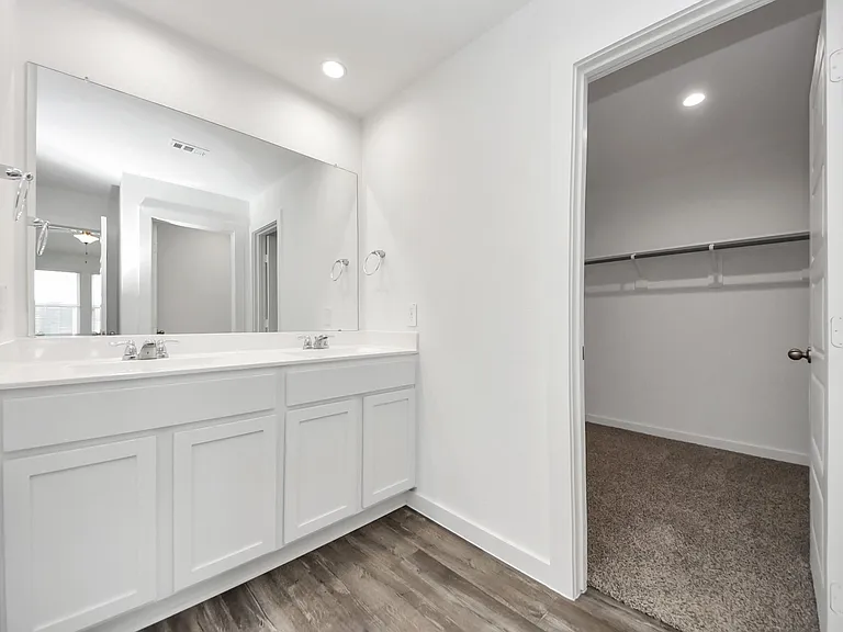 8614 Shumard Oak Dr — Photo 32