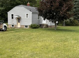 4023 Whitehall Rd, Muskegon, MI 49445