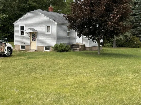 4023 Whitehall Rd, Muskegon, MI 49445