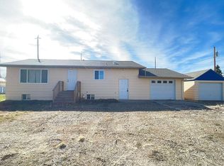 817 S Central Ave, Sidney, MT 59270