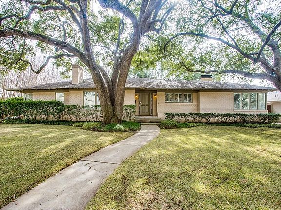 3rd image of 6534 Deloache Ave