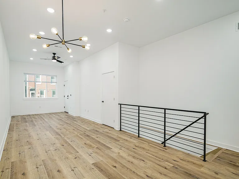 2620 Federal St #1 — Photo 10