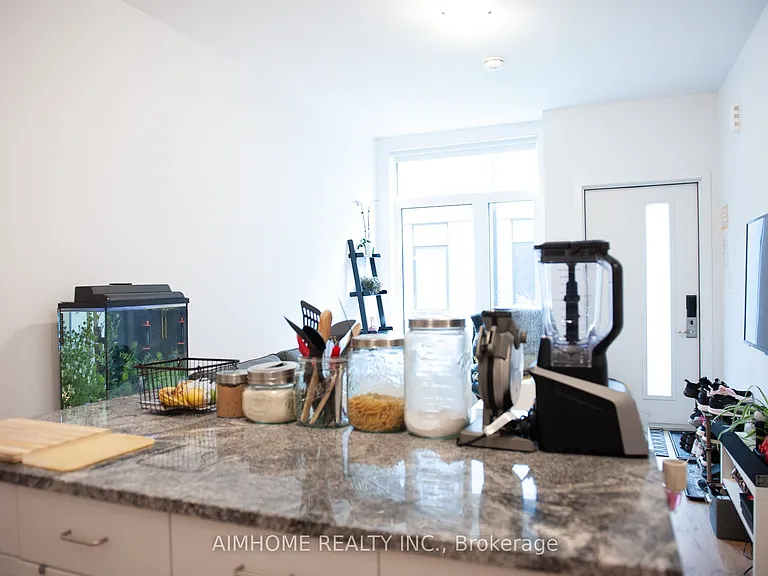 1760 Simcoe St N #75-1 — Photo 8