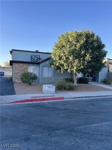 1420 Hialeah Dr APT D, Las Vegas, NV, 89119