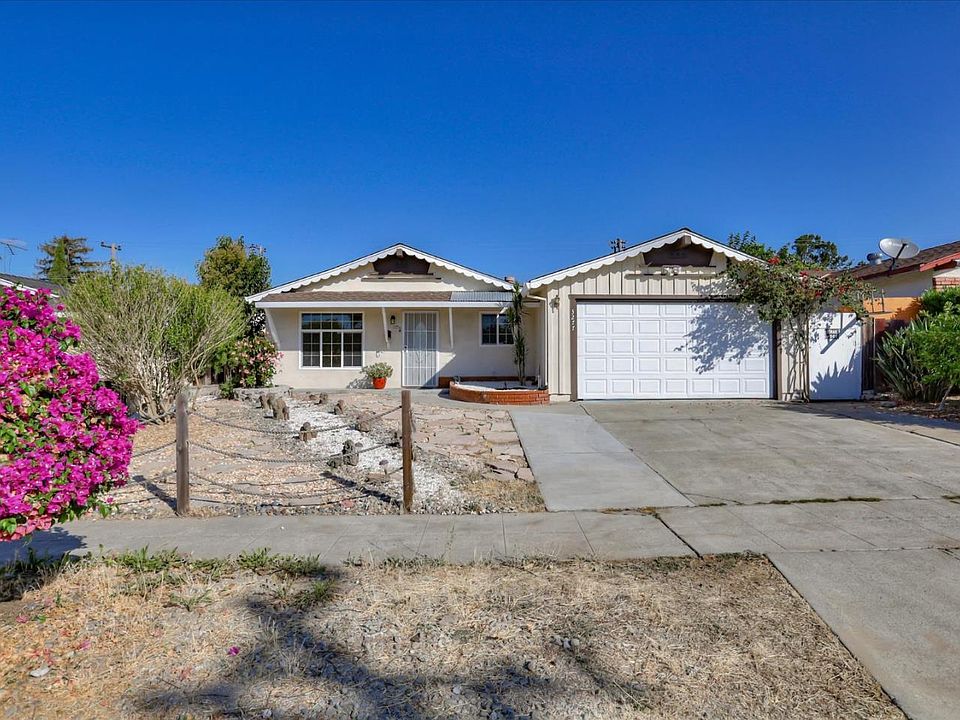 1st image of 3277 Mount Vista Dr