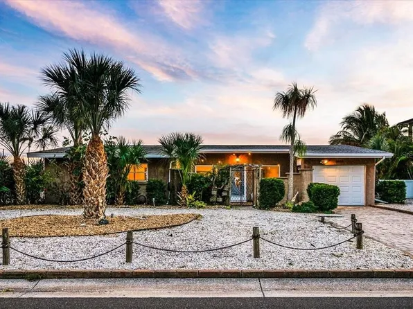 10115 Sandpiper Rd E, Bradenton, FL 34209