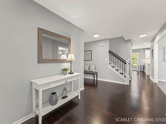 2nd image of 2801 Bauer Rd