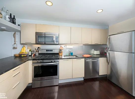 Rented by Brown Harris Stevens | media 20