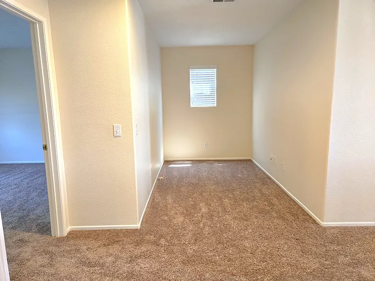 29270 Wrangler Dr — Photo 24