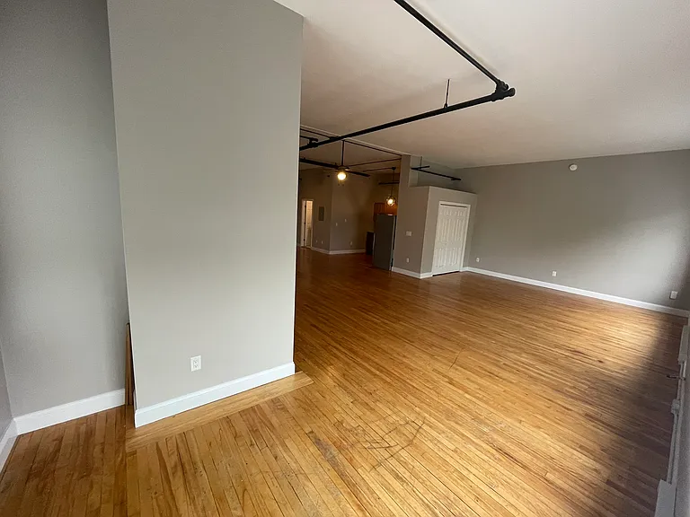 10 Franklin Ct #1 — Photo 5