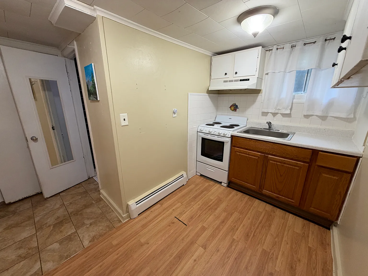 200 Beverly Dr — Photo 3