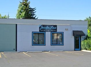 209 SW 5th St, Redmond, OR 97756