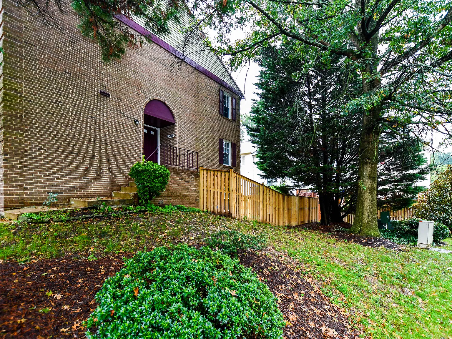 4 bed, 2418 sqft, $3,495 — Photo 1