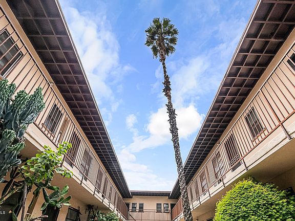 2nd image of 310 Pasadena Ave