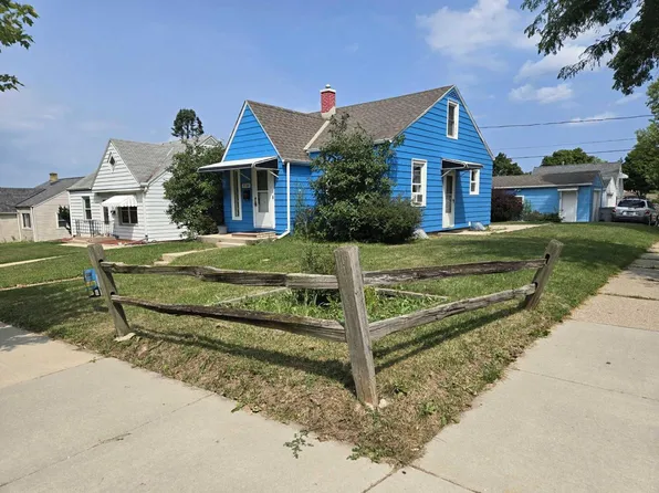 3730 South 5th PLACE, Milwaukee, WI 53207