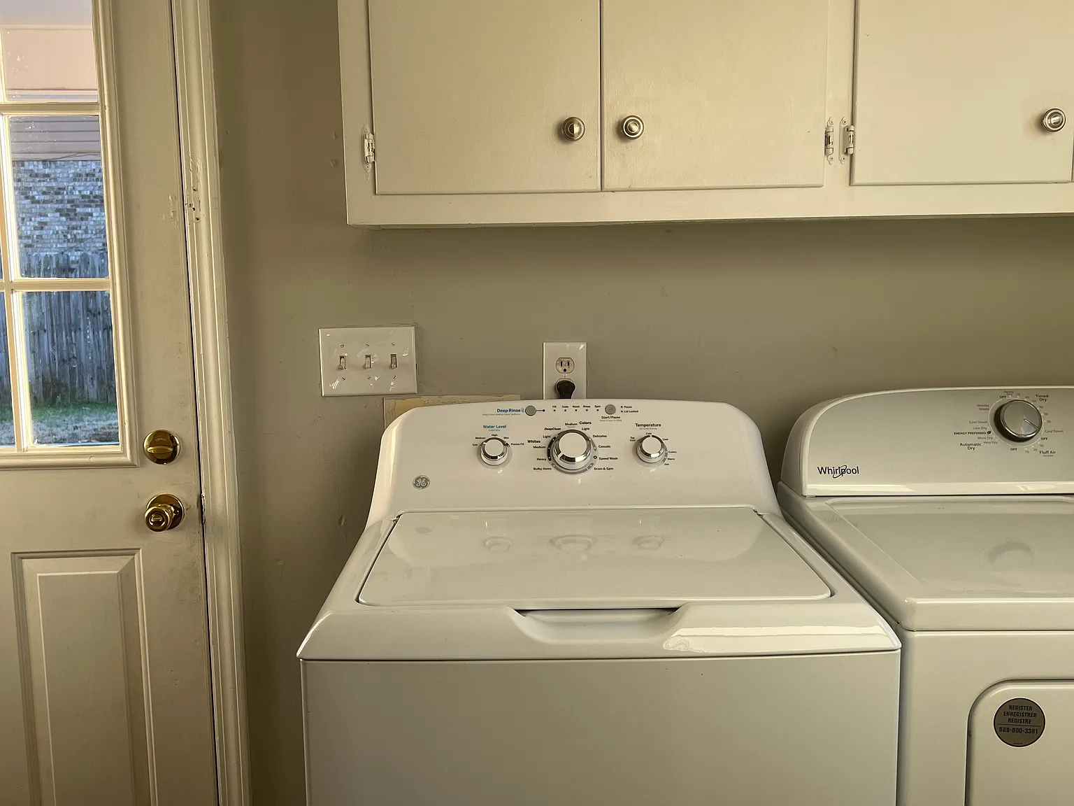 4 bed, 1361 sqft, $2,100 — Photo 3