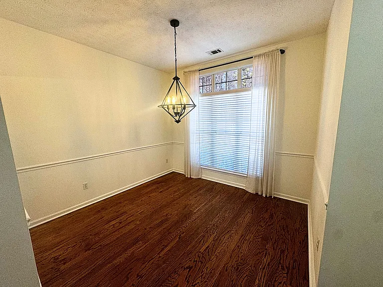 96 Angel Trce — Photo 7