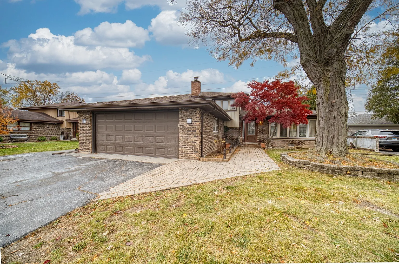 10512 S Michael Dr photo 1