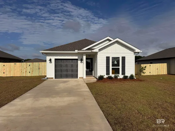 19185 Pagoda Ln, Summerdale, AL 36580