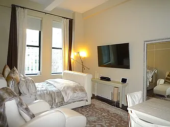 Rented by New York Residence