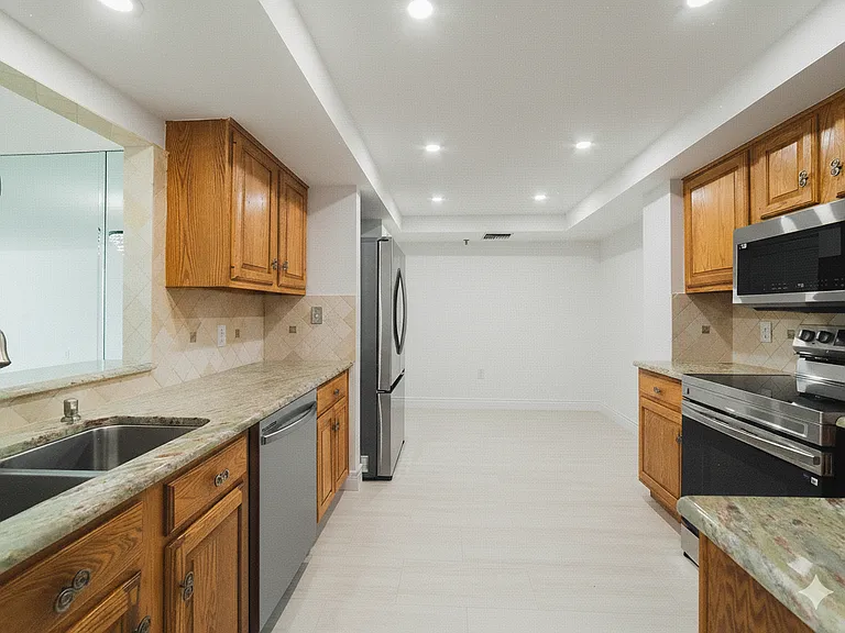 5047 N Highway A1A — Photo 8