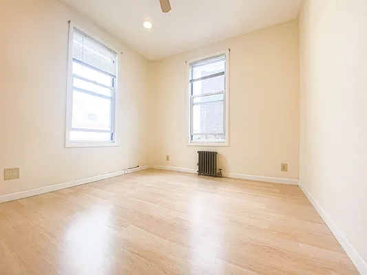 Rented by RealTegrity NY LLC | media 16