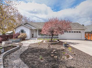 1737 SE Virginia Rd, Bend, OR 97702