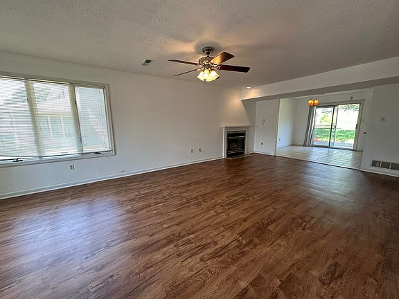 4th image of 5007 W Georgetown Dr