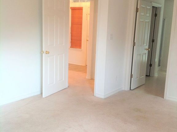 5th image of 5038 Terra Lake Cir