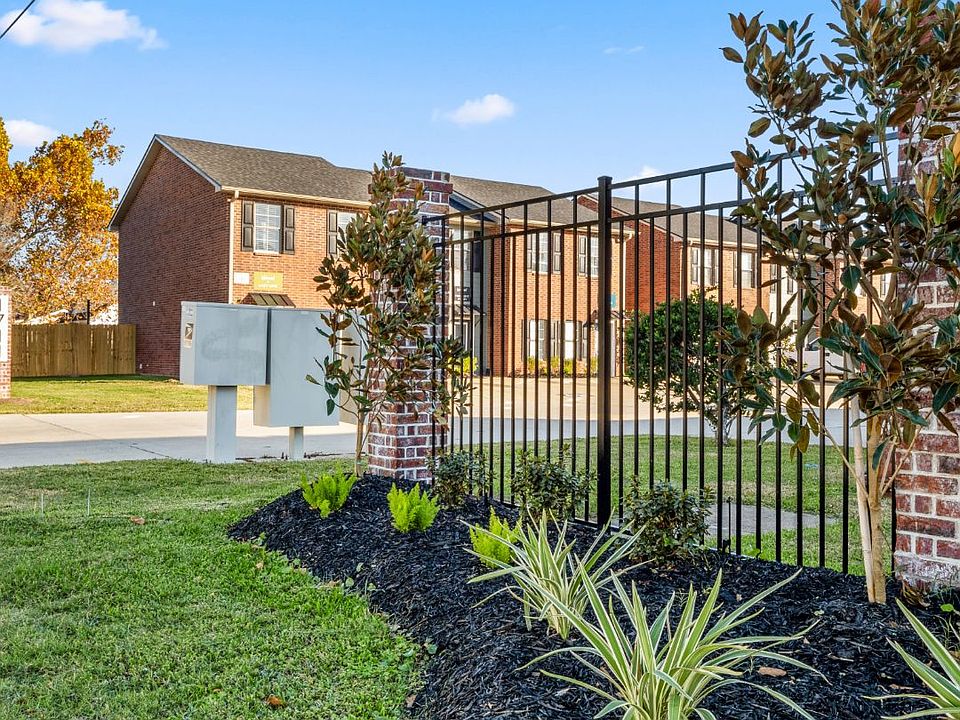 Mignonette Oaks Townhomes - 1711 Mignonette Ln Lake Charles LA | Zillow