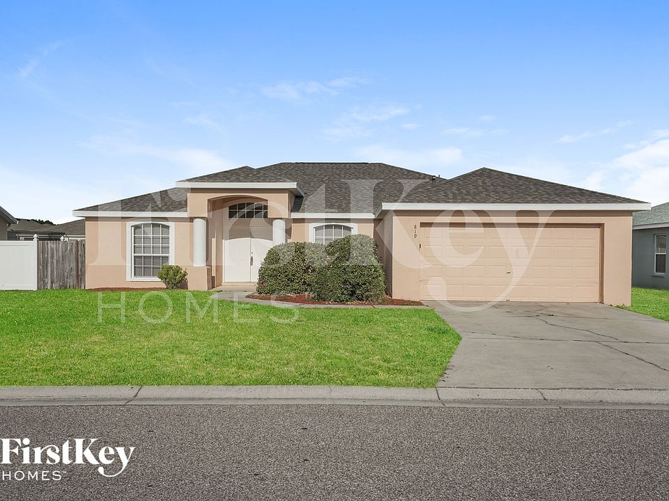 1st image of 819 Summer Glen Dr