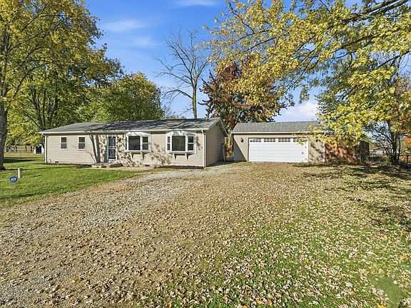 2nd image of 15770 Meadowbrook Dr