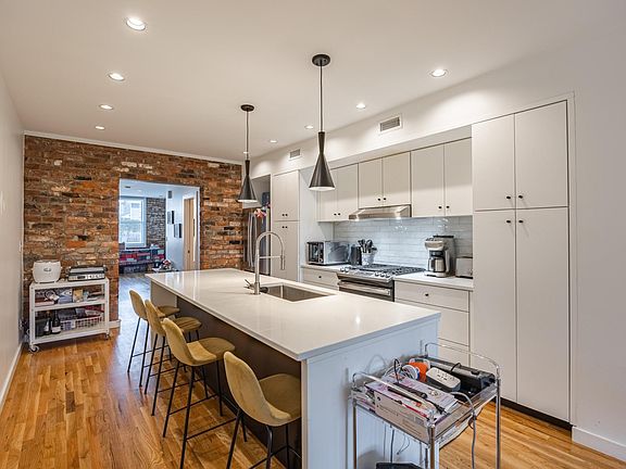 5th image of 2515 O St #2515
