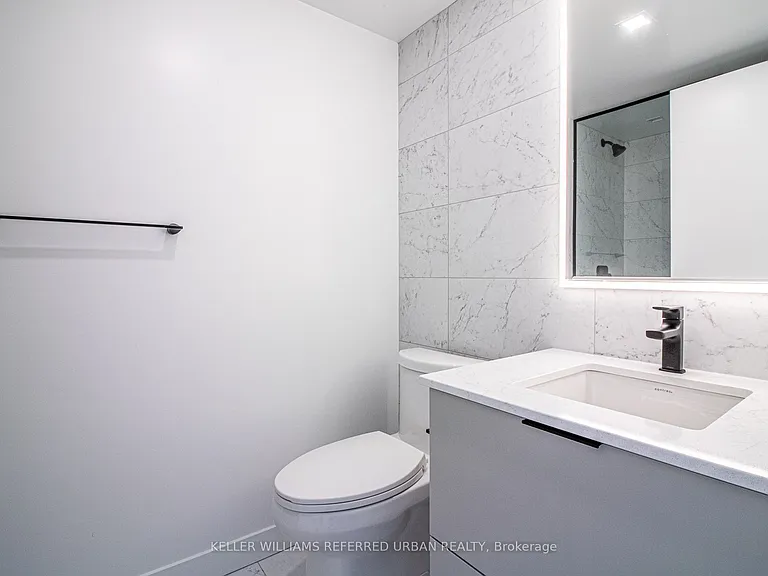 609 Sherbourne St #2104 — Photo 14