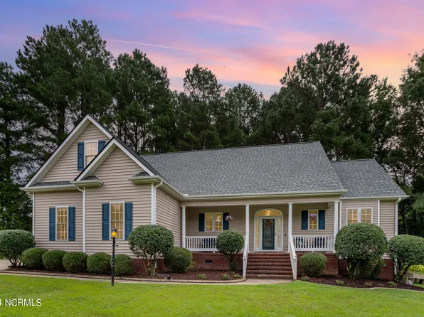 206 N Woodridge Drive, Pikeville, NC 27863